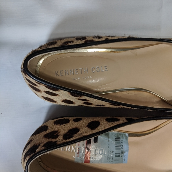 Kenneth Cole Camellia Animal print Pointed toe flats in Calf Hair Leather Sz 7 - Picture 4 of 7